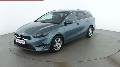 Grau Gebraucht 2022 Kia Ceed Platinum Edition Kleinwagen | € 23.590 (Guter Preis)