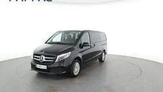 Obsidianschwarz meta Gebraucht 2022 Mercedes V220 Van / Kleinbus | € 66.990 (Fairer Preis)