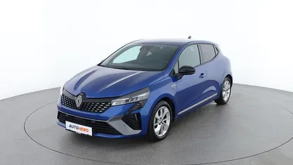 Gebraucht 2023 Renault Clio V Esprit Alpine Limousine | € 18.990 (Fairer Preis)