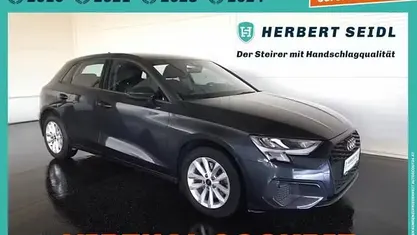 Gebraucht Audi A3 Design 116 PS (85 kW) 2021 Grau Limousine