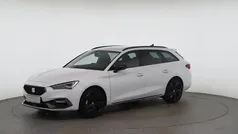 Weiss metallic Gebraucht 2025 Seat Leon FR Kombi | € 27.990