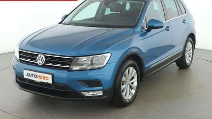 Blau Gebraucht 2017 VW Tiguan Comfortline SUV | € 16.490 (Fairer Preis)