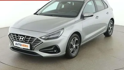 Grau Gebraucht 2021 Hyundai i30 Trend Kleinwagen | € 15.490 (Guter Preis)