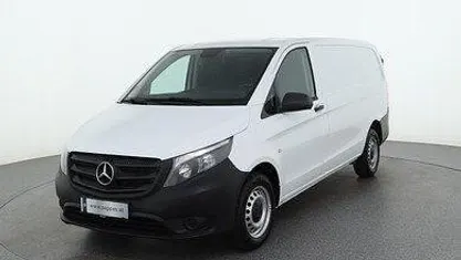Gebraucht Mercedes Vito 163 PS (119 kW) 2021 Arktikweiß Van