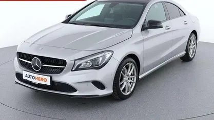 Gebraucht 2017 Mercedes CLA200 Urban Limousine | € 20.590 (Fairer Preis)