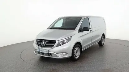Gebraucht Mercedes Vito 163 PS (119 kW) 2021 Silber Van