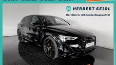 Schwarz Gebraucht 2022 Audi e-tron Black Edition SUV | € 44.980 (Fairer Preis)