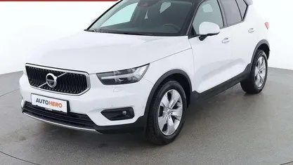 Gebraucht Volvo XC40 Momentum 163 PS (119 kW) 2020 Weiß SUV
