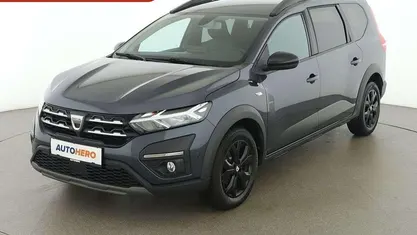 Grau Gebraucht 2022 Dacia Jogger Extreme Van / Kleinbus | € 17.290 (Fairer Preis)