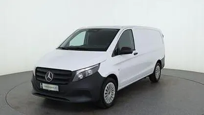 Gebraucht Mercedes Vito 163 PS (119 kW) 2026 Arktikweiß Van