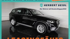 Schwarz Gebraucht 2022 BMW X3 SUV | € 38.880 (Fairer Preis)