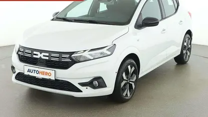 Weiß Gebraucht 2025 Dacia Sandero Journey Kleinwagen | € 15.790 (Guter Preis)