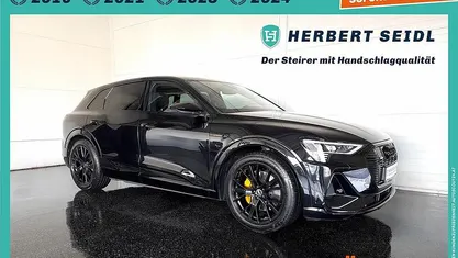 Schwarz Gebraucht 2023 Audi e-tron Black Edition SUV | € 49.880 (Fairer Preis)