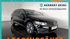 Schwarz Gebraucht 2022 VW Passat GTE Kombi | € 20.880 (Fairer Preis)