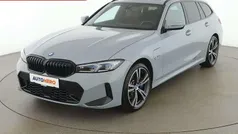 Grau Gebraucht 2022 BMW 330e M Sport Kombi | € 42.390 (Fairer Preis)