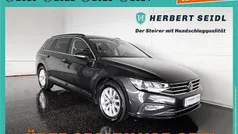 Grau Gebraucht 2022 VW Passat Business Kombi | € 21.980 (Fairer Preis)