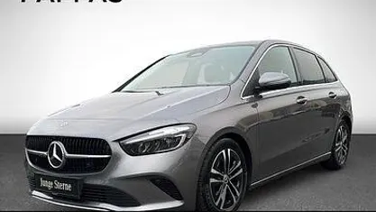 Mountaingrau metallic Gebraucht 2024 Mercedes B180 Edition Van / Kleinbus | € 39.950 (Teuer)