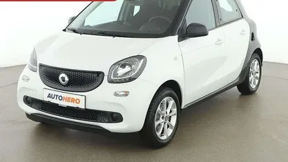 Weiß Gebraucht 2019 Smart ForFour Basis Kleinwagen | € 11.290 (Fairer Preis)