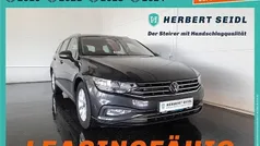 Grau Gebraucht 2021 VW Passat Business Kombi | € 20.980 (Fairer Preis)