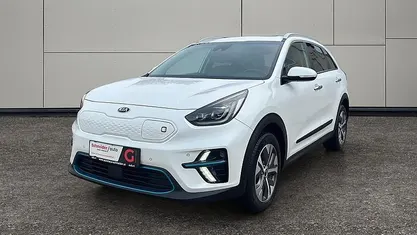 Gebraucht Kia e-Niro 150 kW (204 PS) 2021 Weiß SUV