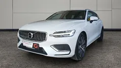 Weiß Gebraucht 2020 Volvo V60 Inscription Kombi | € 31.111 (Guter Preis)