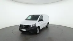 Arktikweiß Gebraucht 2021 Mercedes Vito Van / Kleinbus | € 23.990 (Guter Preis)