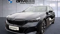 Gebraucht 2024 BMW 530e Comfort Edition Kombi | € 62.900