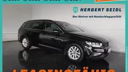 Gebraucht VW Passat Business 150 PS (110 kW) 2022 Kombi