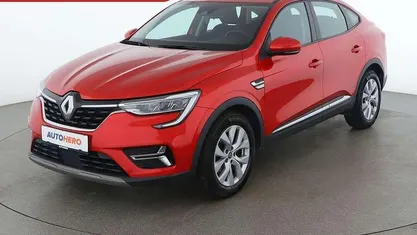 Rot Gebraucht 2021 Renault Arkana Zen SUV | € 20.390 (Fairer Preis)