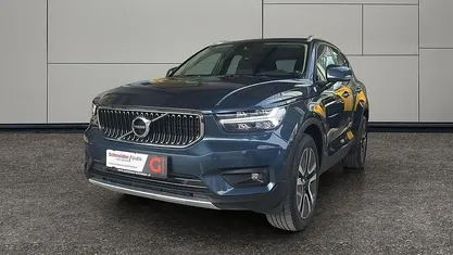 Blau Gebraucht 2021 Volvo XC40 Momentum SUV | € 27.666 (Guter Preis)