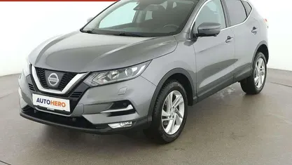 Grau Gebraucht 2018 Nissan Qashqai N-Connecta SUV | € 14.690 (Guter Preis)