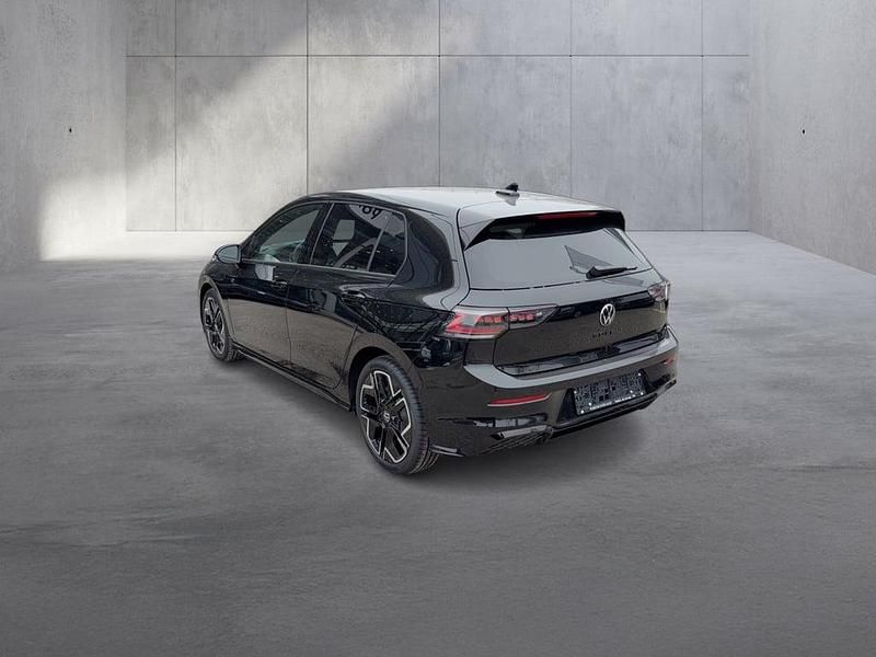 Neu VW Golf VIII Sport 116 PS (85 kW) 2026 Schwarz  metallic Limousine