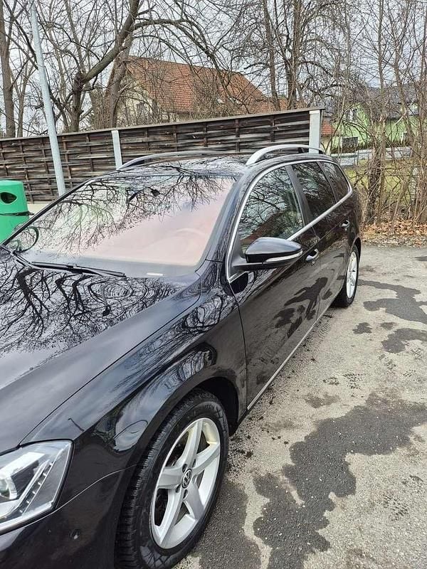 Gebraucht VW Passat 140 PS (102 kW) 2013 Kombi