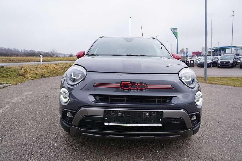 Schwarz Gebraucht 2022 Fiat 130 Red Kombi | € 14.890 - Bild 1/4