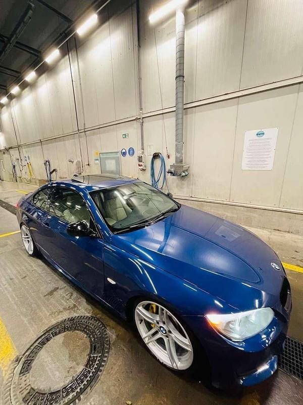 Gebraucht BMW 335 M Sport 326 PS (239 kW) 2011 Blau Coupé