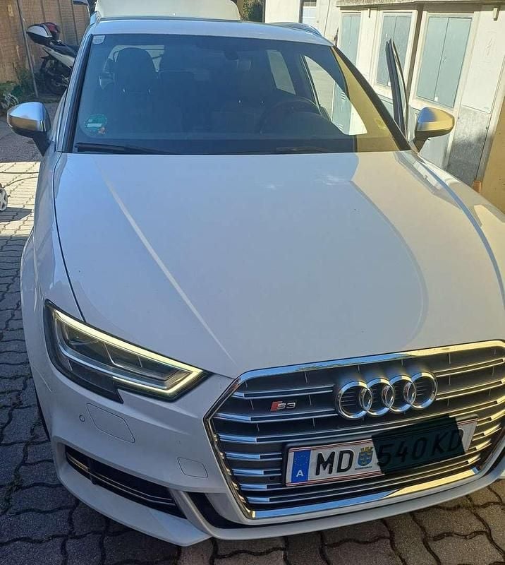 Gebraucht 2016 Audi S3 Sportback Kleinwagen | € 24.400 - Bild 1/4