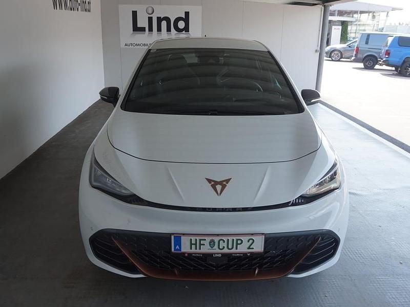 Gebraucht Cupra Born VZ 239 kW (326 PS) 2024 Weiss  metallic Kleinwagen