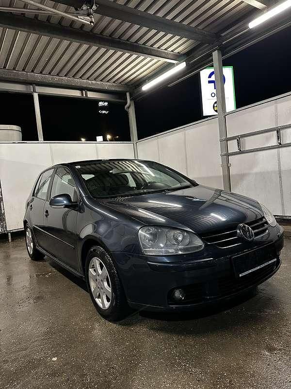 Gebraucht VW Golf IV 105 PS (77 kW) 2005 Limousine