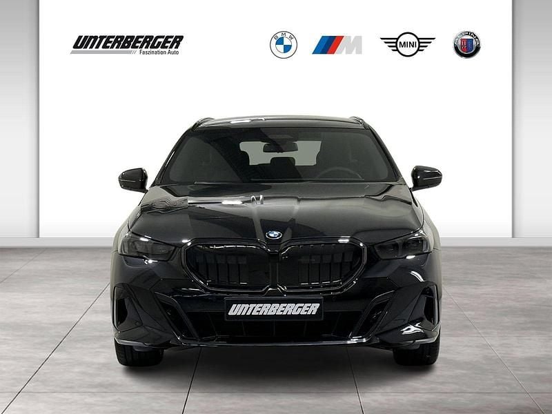 Neu BMW 540 M Sport 303 PS (222 kW) 2025 Schwarz Kombi