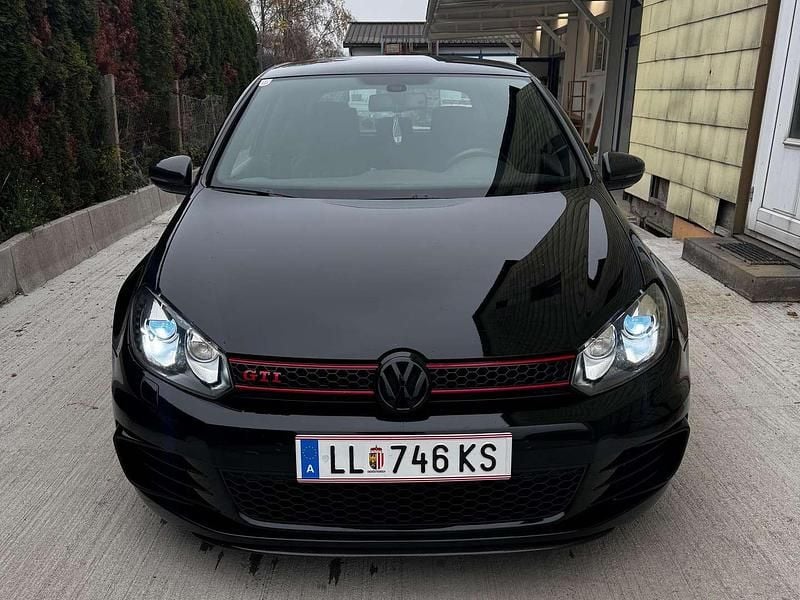Schwarz Gebraucht 2011 VW Golf VI GTI Limousine | € 11.700 (Fairer Preis) - Bild 1/4
