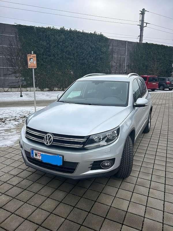 Gebraucht VW Tiguan Sport 140 PS (102 kW) 2012 Grau SUV