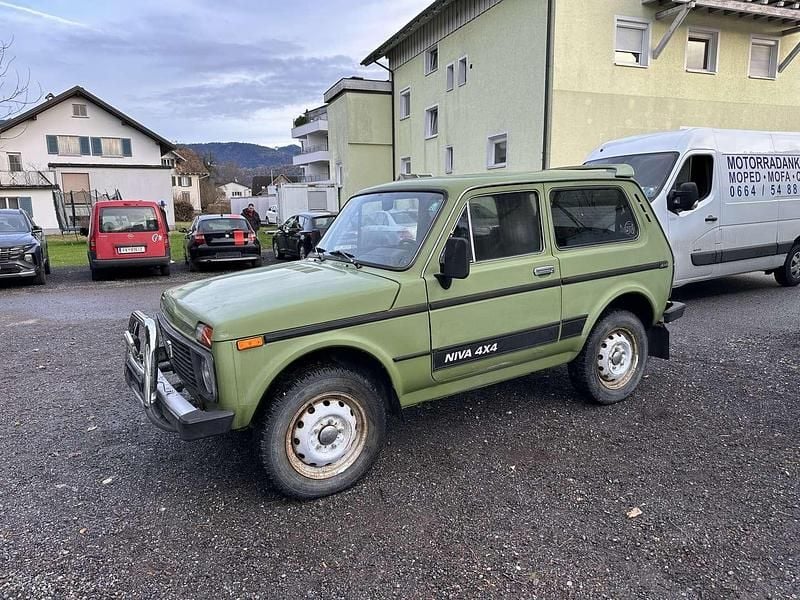 Gebraucht 1997 Lada niva SUV | € 1.800 - Bild 1/4