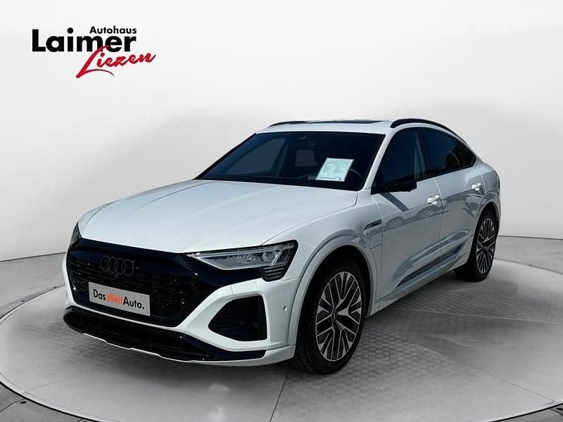 Weiss metallic Gebraucht 2023 Audi Q8 e-tron S-Line SUV | € 59.980 (Guter Preis) - Bild 1/4