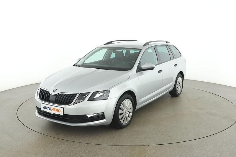 Grau Gebraucht 2019 Skoda Octavia Ambition Kombi | € 14.690 (Fairer Preis) - Bild 1/3