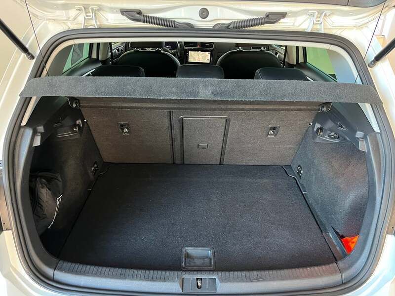 Gebraucht VW e-Golf 100 kW (136 PS) 2018 Weiss  normal Kleinwagen