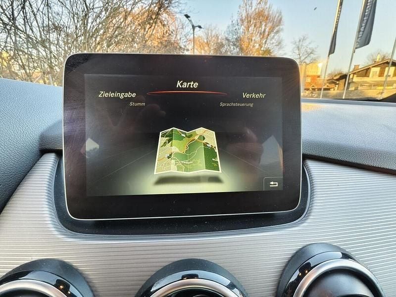 Gebraucht Mercedes B180 109 PS (80 kW) 2017 Van / Kleinbus