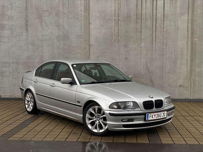 Gebraucht BMW 323 170 PS (125 kW) 1999 Silber Limousine