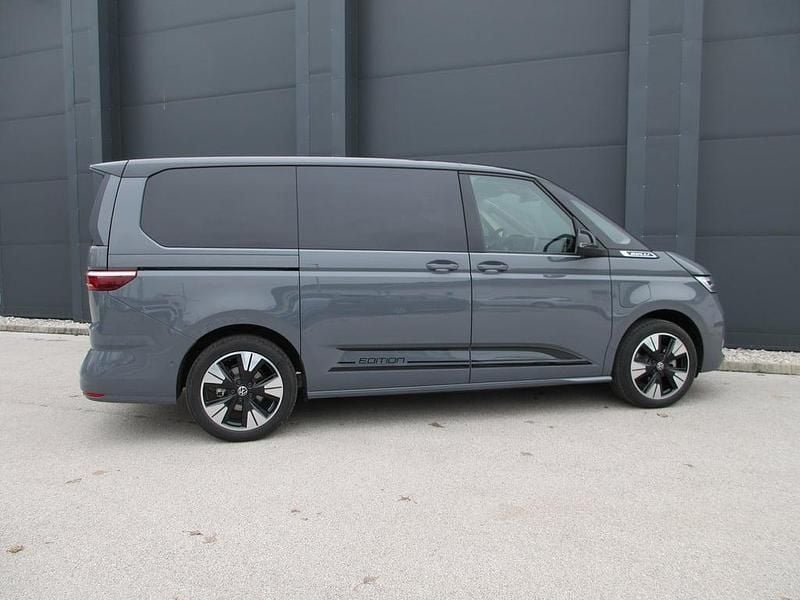 Neu VW Multivan Edition 245 PS (180 kW) 2026 Mittelgrau  normal Van