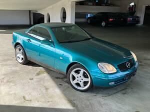 Grün Gebraucht 1997 Mercedes SLK230 Cabrio | € 10.000 - Bild 1/4
