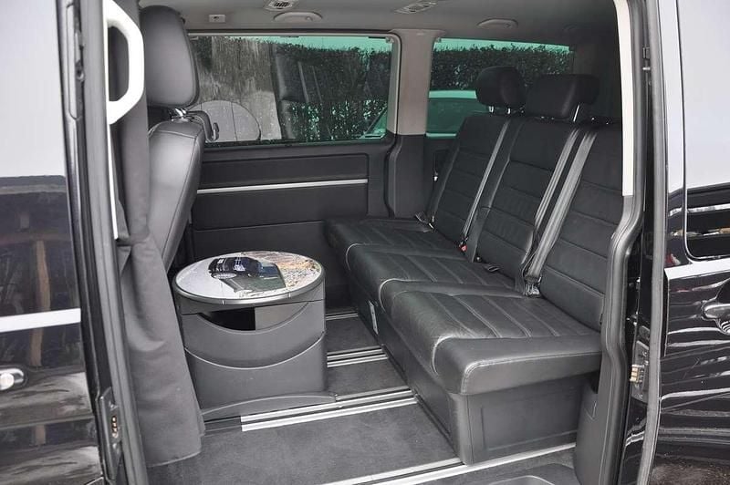 Gebraucht VW Multivan 204 PS (150 kW) 2016 Schwarz Van